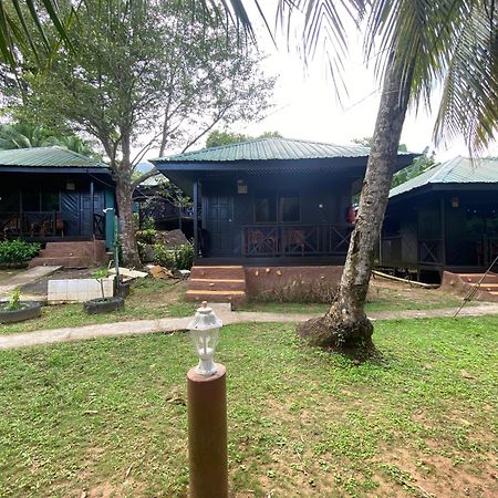 Kampong Ayer Batang Nazri'S Place 2 מראה חיצוני תמונה