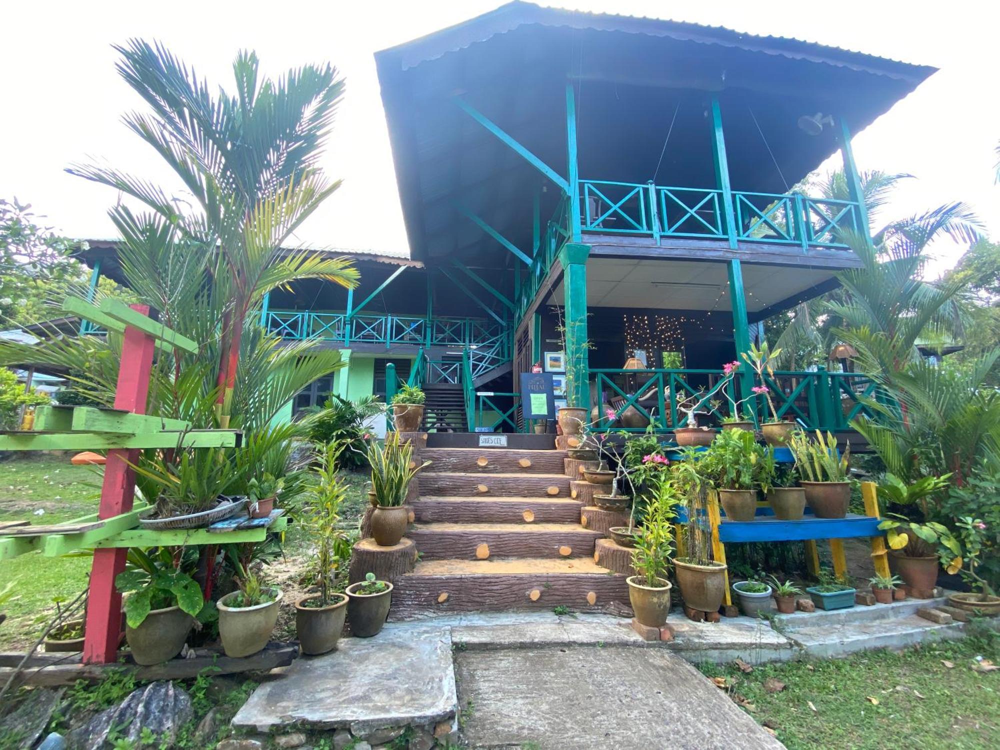 Kampong Ayer Batang Nazri'S Place 2 מראה חיצוני תמונה